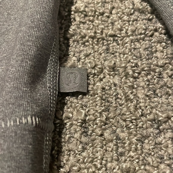 Lululemon Long Sleeve With Cutout Back - Picture 2 of 4